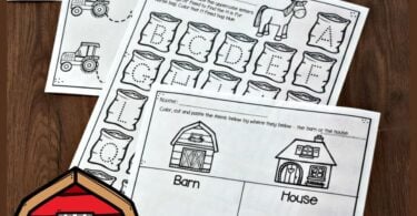 FREE Farm Worksheets for Preschoolers - these super cute, free printable preschool worksheets are a great way to practice counting, letters, colors, and more. #preschool #preschoolers