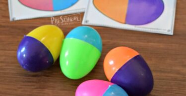 Visual Discrimination Activity with Plastic Easter Eggs - this is a fun hands on math activity for toddler, preschool, and kindergarten age kids.