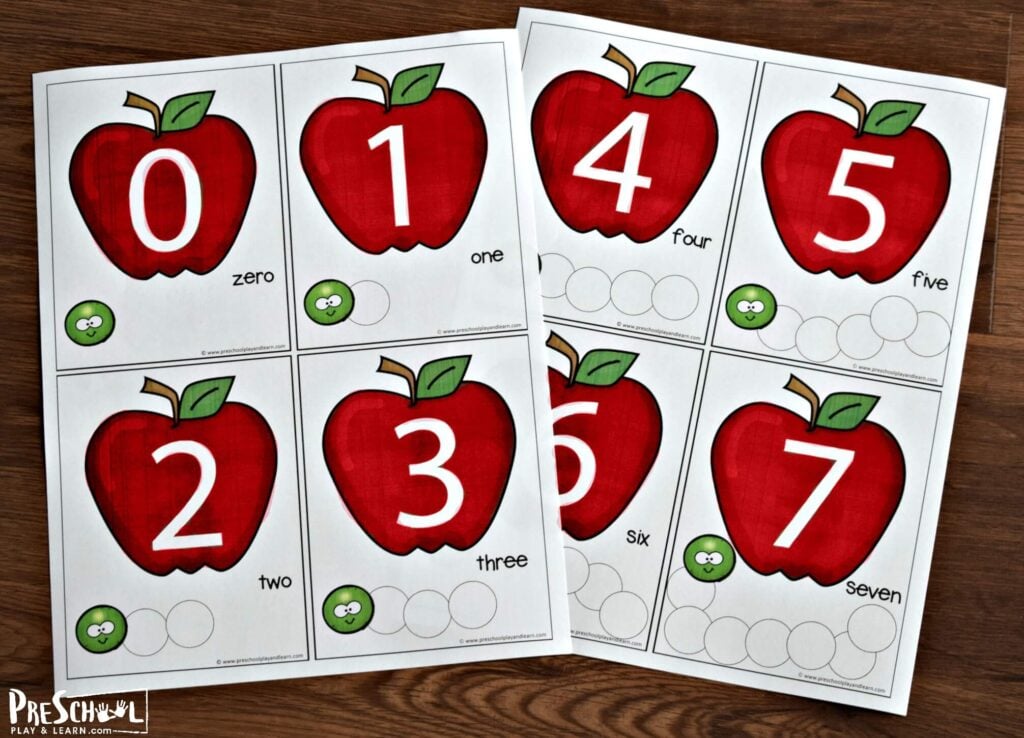Super cute free printable apple coutning cards for preschool math in September