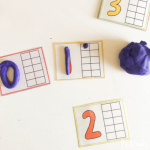 These interactive ten frame cards use playdough to make math fun for preschoolers and kindergartners