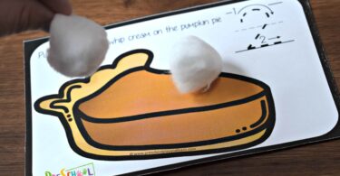 clever pumpkin counting activity for preschoolers and kindergartners