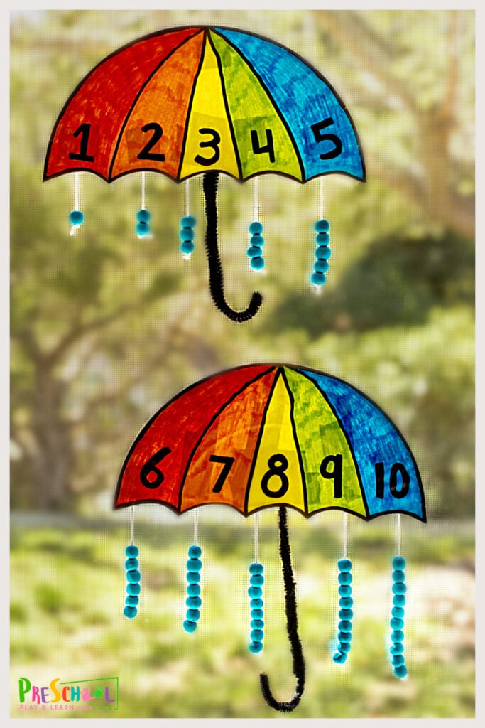 Spring is the perfect time to make cute counting crafts for preschoolers! This umbrella craft helps preschool, pre-k, and kindergarten age children practice counting while making and adorable umbrella craft. Use number crafts for preschoolers in your spring theme to make practicing numbers 1-10 fun and engaging. 