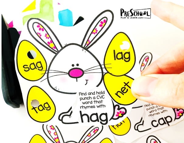 Practice finding rhyming words with this cvc words activity perfect for spring! Cute, free printable Easter activity for kindergarten.